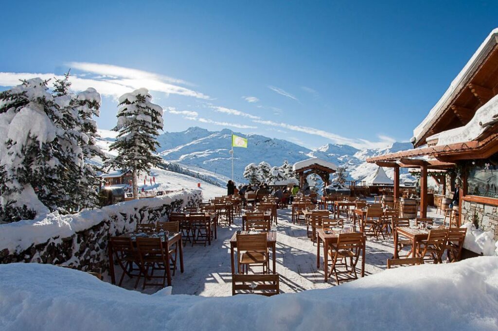 Picture of mountain restaurant in val thorens